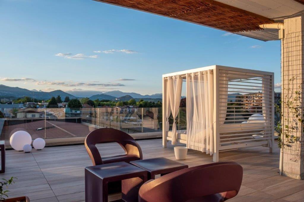 Hotel Le Palme (Adults Only) Dormelletto Bagian luar foto