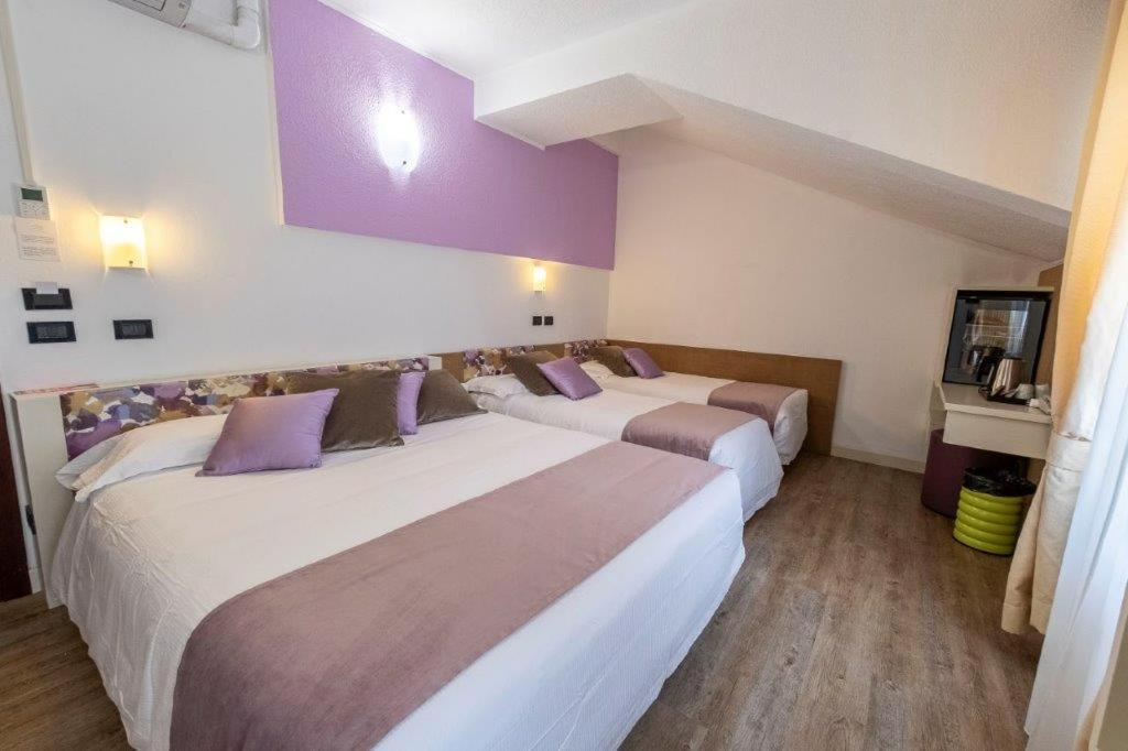 Hotel Le Palme (Adults Only) Dormelletto Bagian luar foto
