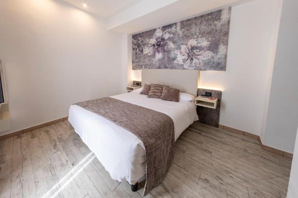 Hotel Le Palme (Adults Only) Dormelletto Bagian luar foto